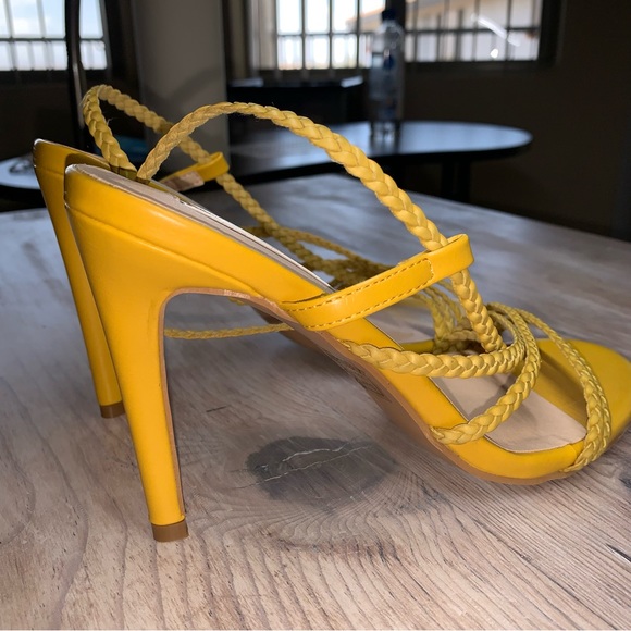 NWOT Olivia Miller Slingback Heels - Picture 9 of 12